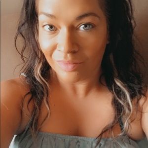 Meet your Posher, Steph